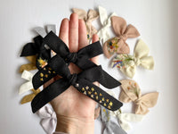 Hand Embroidered Scatted Daisy Piggy Set - Oversized School Girl Bows (This listing is for 2 bows)