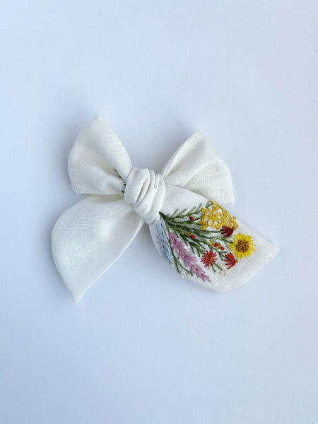 Hand Embroidered Bow - Chunky - White - Wildflowers