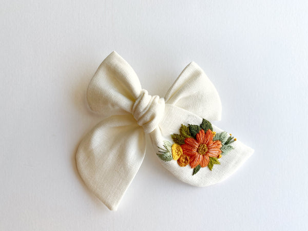 Hand Embroidered Bow - Chunky - White - Floral Bunch