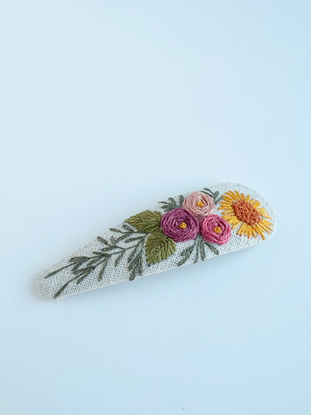 Floral Bunch Mama Snap Clip