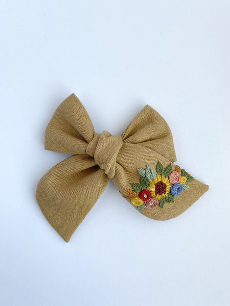 Hand Embroidered Bow - Chunky- Toffee - Floral Bunch